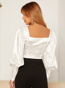 SHEIN Blusa con estampado de leopardo de manga obispo