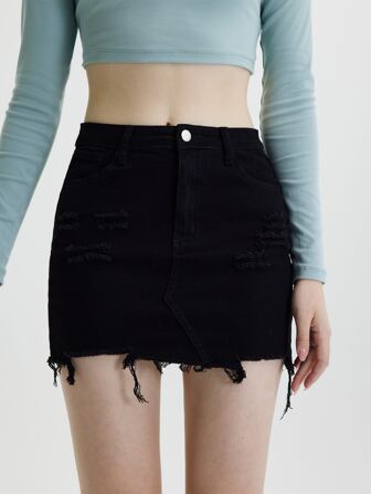 Gonna in denim strappata con orlo sfrangiato