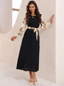 Modelyn Contrast Chain Sleeve Belted Dress - Black - View 3