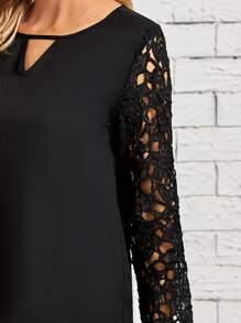 SHEIN LUNE Blusa con encaje de cuello con abertura de ojo - Negro - Ver 6