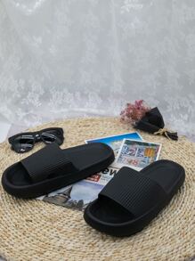 Minimalist Wide Fit Slides - Black - View 2
