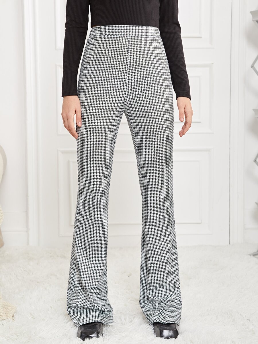 SHEIN Teen Girls Houndstooth Pattern Flare Leg Trousers - Black and White - View 1