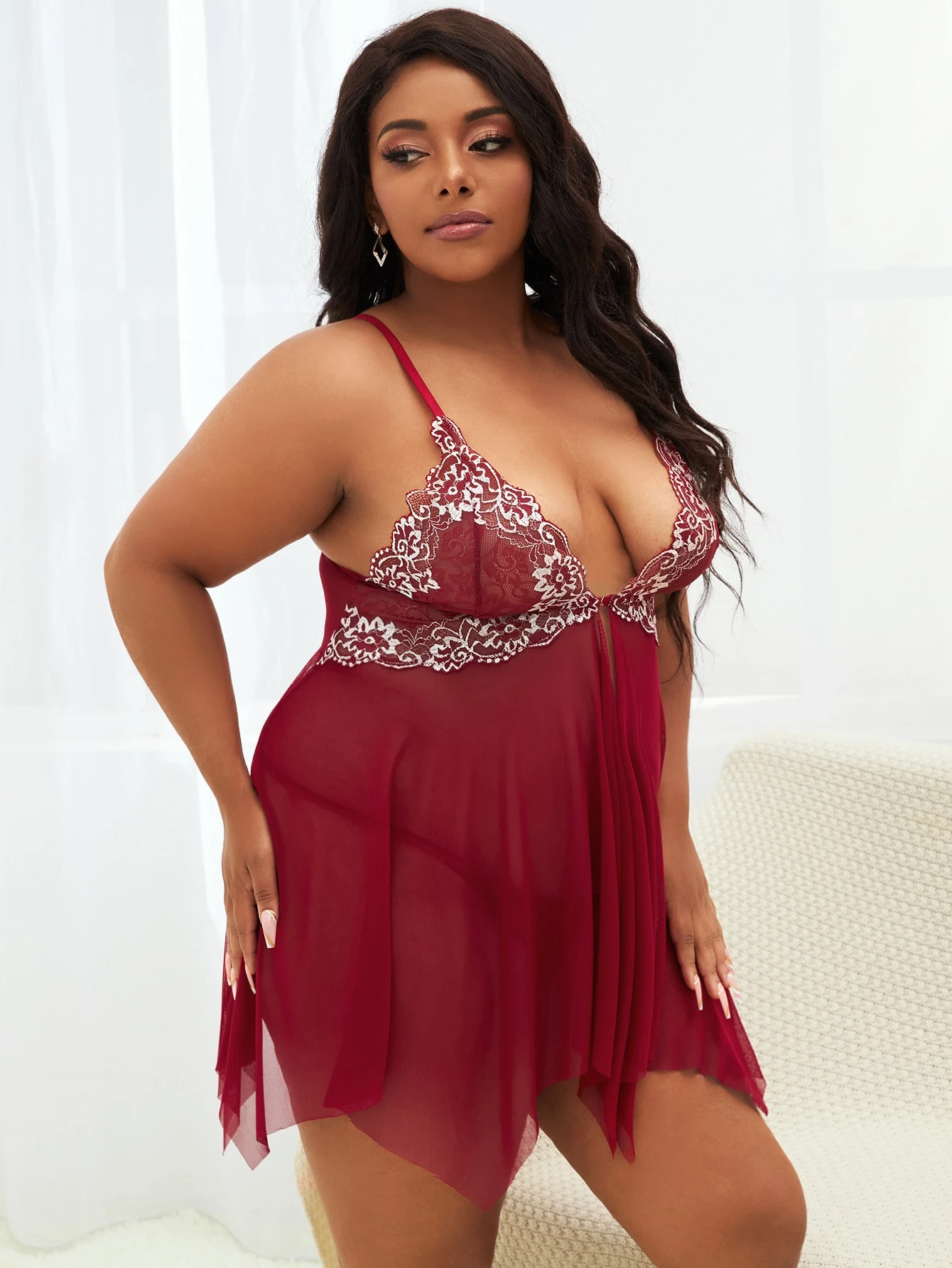 Miniatura 5 de Slips con encaje en contraste de malla con tanga Burdeos