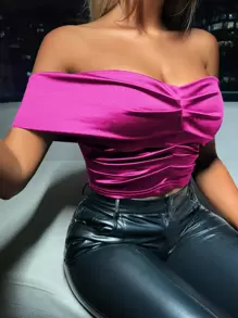 SHEIN SXY Top de hombros descubiertos fruncido de satén - Rosa Fucsia - Ver 1