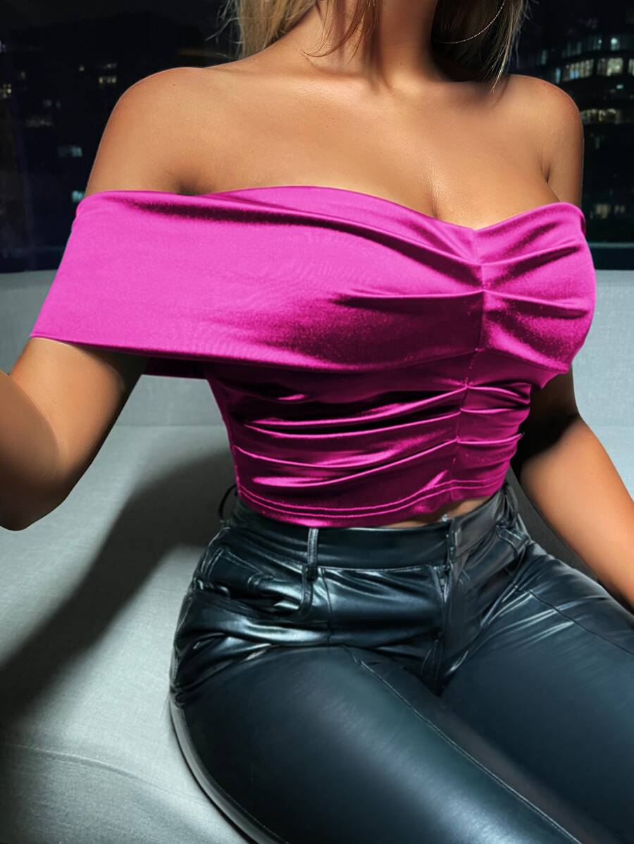 SHEIN SXY Top de hombros descubiertos fruncido de satén - Rosa Fucsia - Ver 1