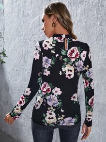 SHEIN 孕婦鎖脖領口貝殼邊花卉圖案T恤 - 彩色 - 查看 2