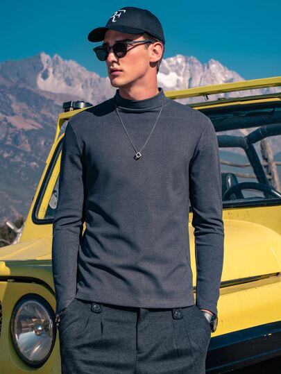 Men Solid Mock Neck Tee