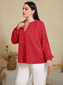 SHEIN Clasi 大碼素色缺口V領襯衫 - 紅色 - 查看 3