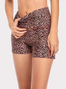 VUTRU Women High Waist Pocket Leopard Print Sports Shorts - Multicolor - View 4