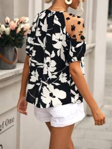 SHEIN Frenchy Áo sơ mi nữ Tương phản Mesh Thắt nơ trước Hoa Boho - Đen và trắng - Xem 2