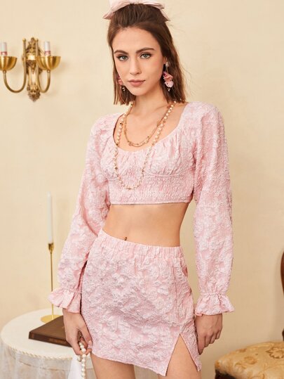 أكمام جرس بغرز جاكار لباس علوي قصير مع بحافة شق طقم تنورة