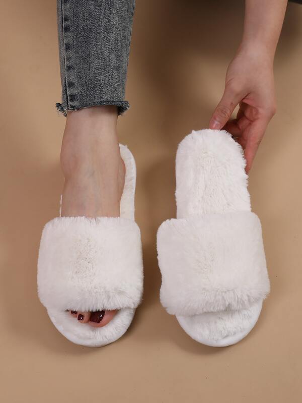 Fall/Winter Women's Fashionable Solid White Bedroom Slippers With Minimalist & Blurry Design,Fluffy Slippers