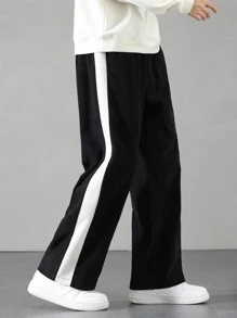 Claim Dot Men Contrast Sideseam Slant Pocket Wide Leg Trousers - Black - View 3