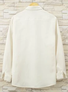 Manfinity Homme Áo sơ mi Nam Đắp vá Nút phía trước Túi giả Lá thư Giải trí - Màu be - Xem 2