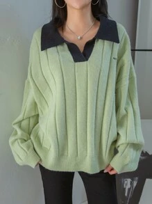 DAZY 撞色拼接字母刺繡落肩毛衣 - 綠色 - 查看 3