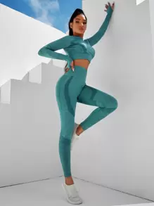 Yoga Basic 無縫褶邊頂針拇指孔運動套裝 - 綠色 - 查看 3