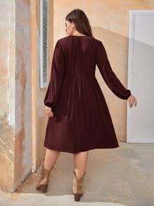 SHEIN Clasi 大碼隱藏口袋素色連衣裙 - 酒紅色 - 查看 2