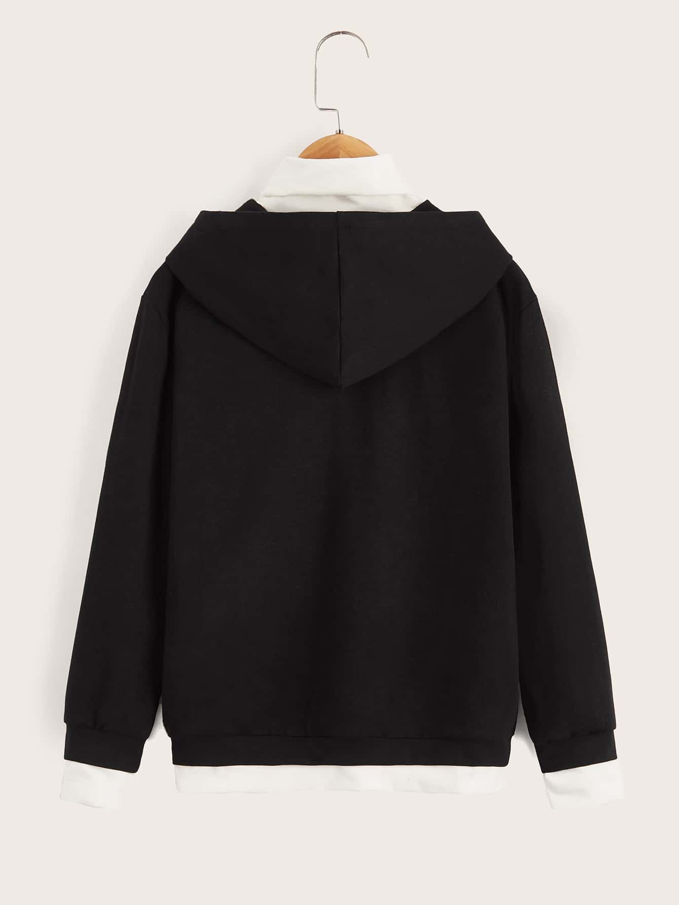 Tween Boy Contrast Neck Figure Graphic Sweatshirt