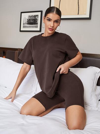SHEIN BAE Solid Short Sleeve Tee & Biker Shorts Set