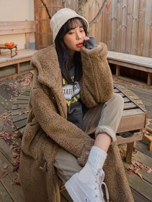 DAZY 落肩袖雙口袋連帽絨毛牛角扣大衣 - 駝色 - 查看 4