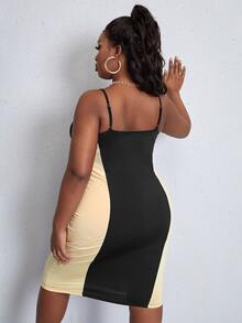 Slaydiva Đầm Plus Size Cắt ra Khối Màu Gợi cảm - Nhiều màu - Xem 2