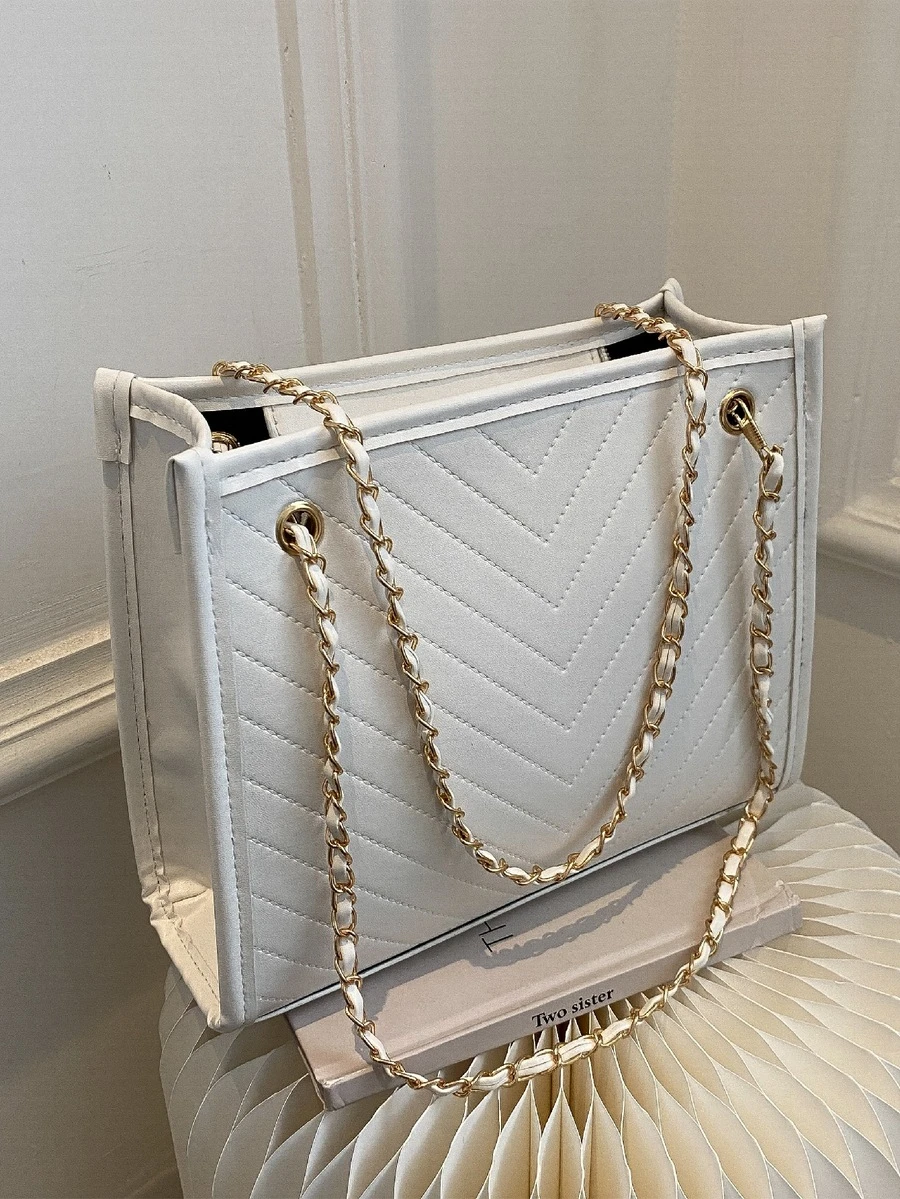 Quilted Pattern Chain Square Bag - White - View 1
