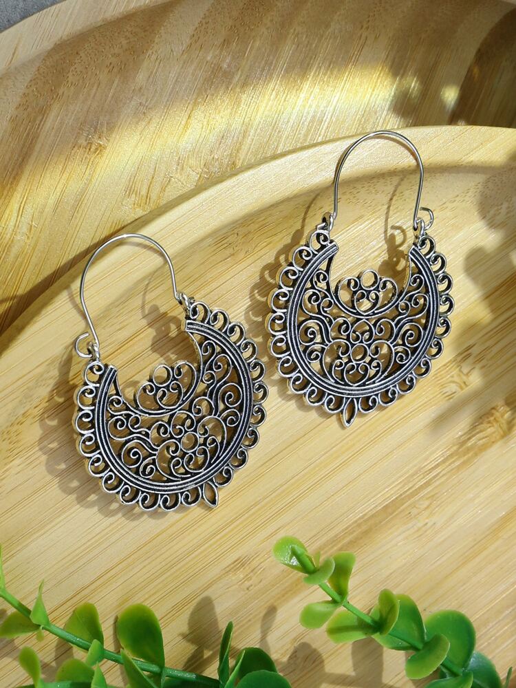 Hollow Out Hoop Earrings picture 4