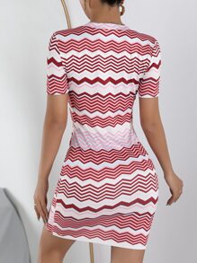 SHEIN Privé Đầm In chữ V Giải trí - Nhiều màu - Xem 2