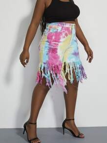 Plus High Waist Tie Dye Fringe Trim Denim Shorts