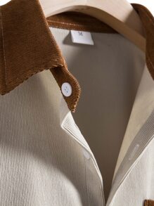 ROMWE MEN Guys Colorblock Curved Hem Shirt - Beige - View 4