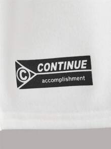 SHEIN 男孩字母貼布腰部打結短褲