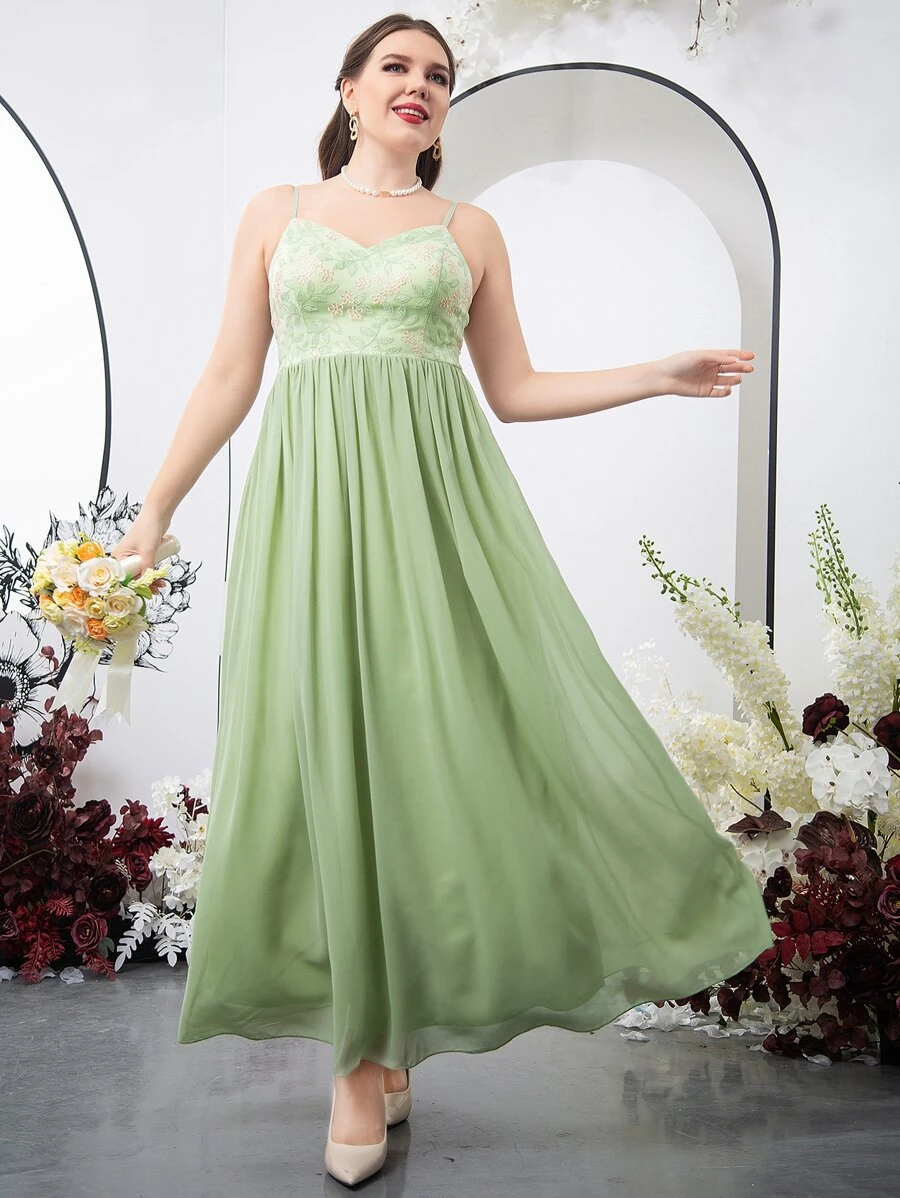 SHEIN Belle 大碼花卉刺繡雪紡吊帶裙伴娘禮服 - 綠色 - 查看 1