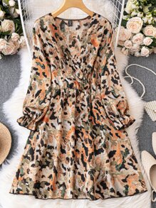 大碼滿版印花荷葉袖連衣裙 - 彩色 - 查看 1