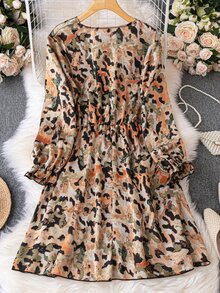 大碼滿版印花荷葉袖連衣裙 - 彩色 - 查看 2