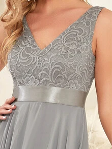 EVERPRETTY Sleeveless Double V-Neck Lace Bodice Hanky Hem Dress Elegant Cocktail Semi Formal Prom Grey Wedding Guest Dress For Birthday Graduation Dinner Homecoming Party Dress - Grey - View 6