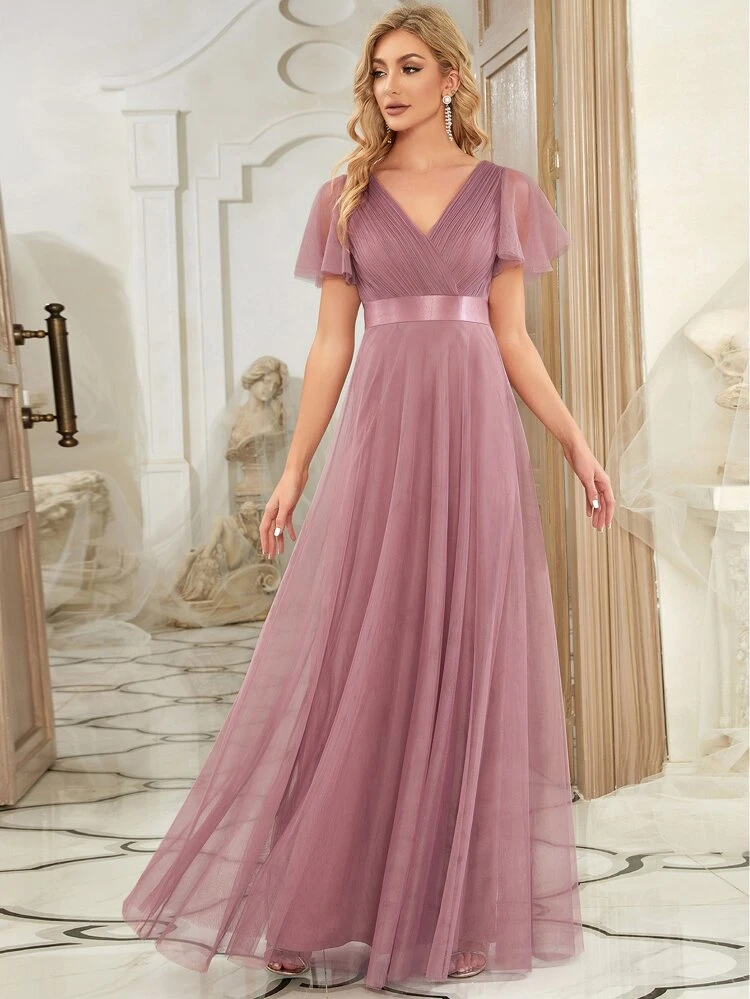 Elegant V-Neck A-Line Chiffon Light Pink Bridesmaid Dress, Suitable For Wedding Guests, Wedding Parties, Formal Occasions, Birthday Parties, Spring/Summer Wedding Guest Dress