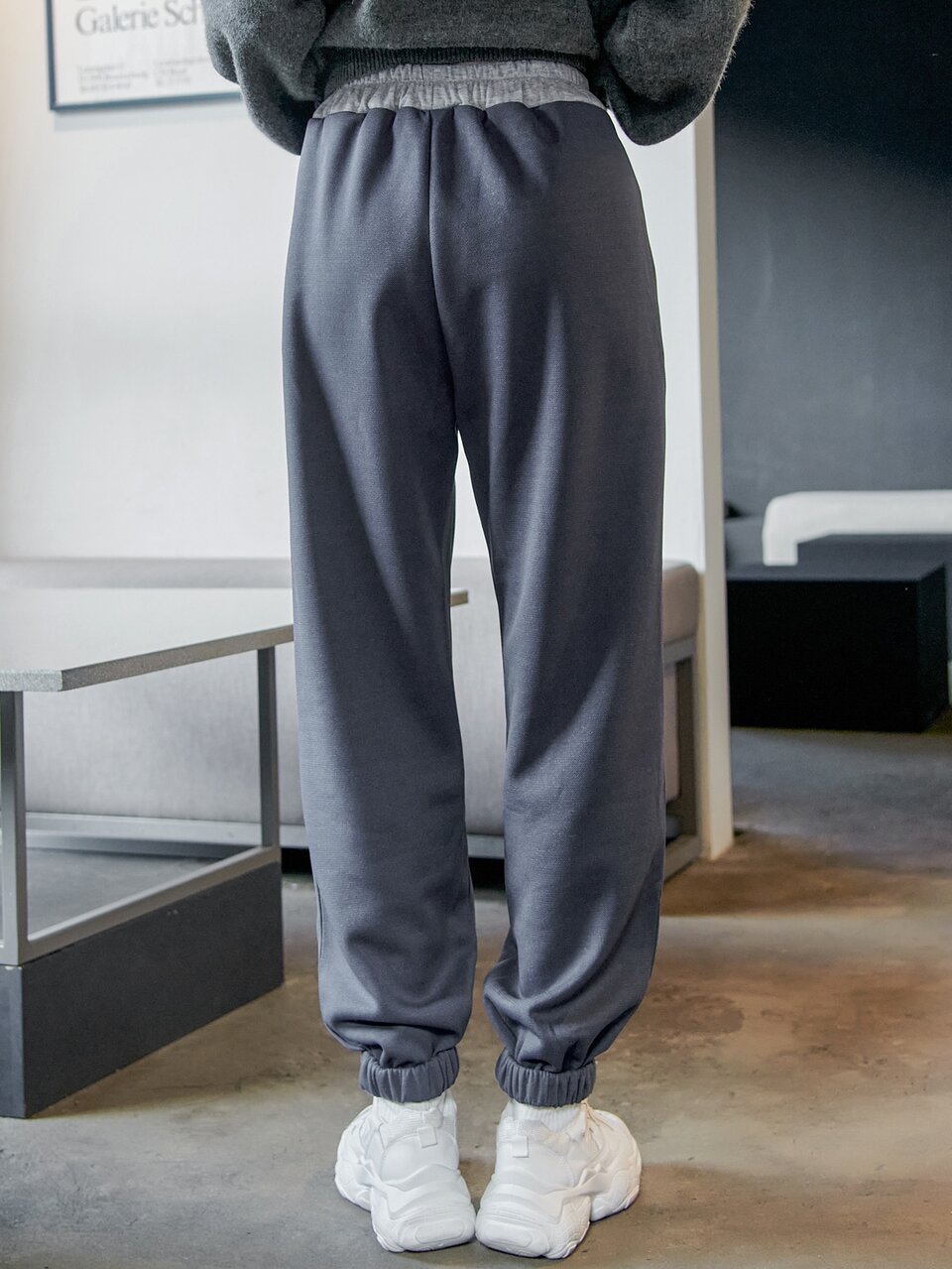 Slant Pockets Contrast Trim Sweatpants