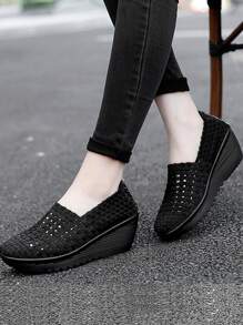 Zapatos cuña con diseño trenzado - Negro - Ver 3