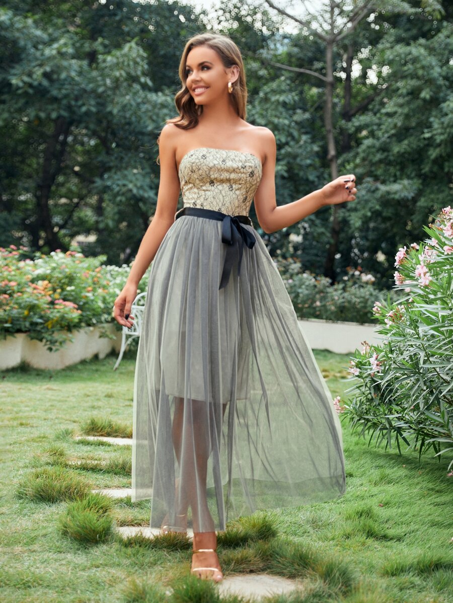 SHEIN Belle 印花網紗覆蓋腰帶超長抹胸伴娘連衣裙 - 彩色 - 查看 1