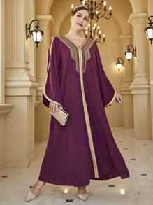 Al Najma 大碼植物刺繡織帶拼接喇叭袖洋裝 - 中紫紅色 - 查看 1