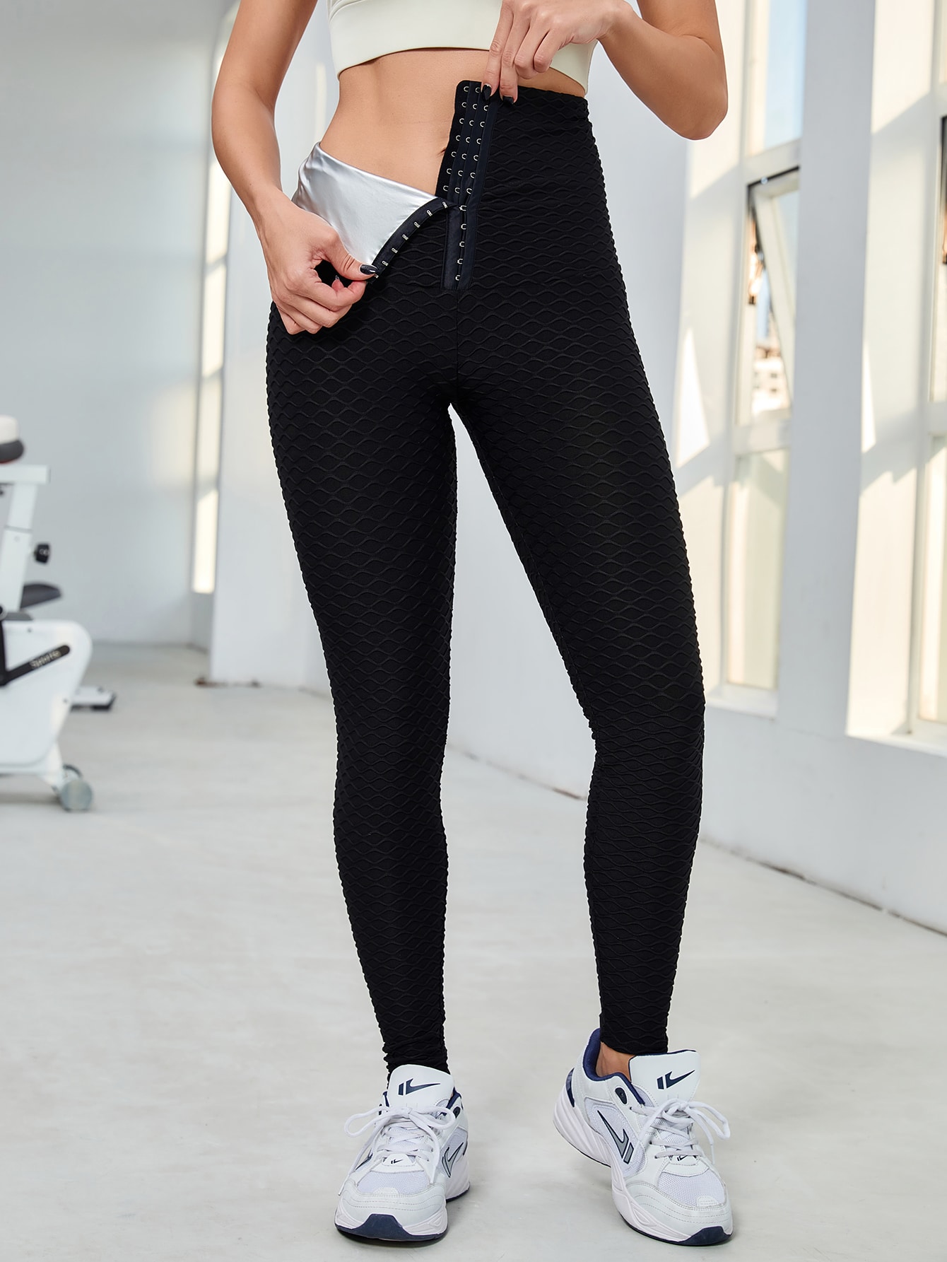 Honeycomb workout leggings