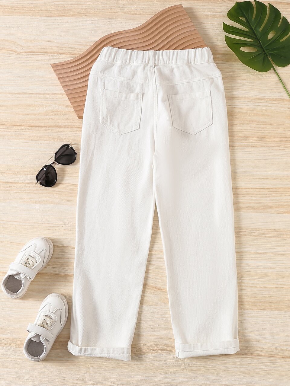 Tween Girl Elastic Waist Tapered Jeans