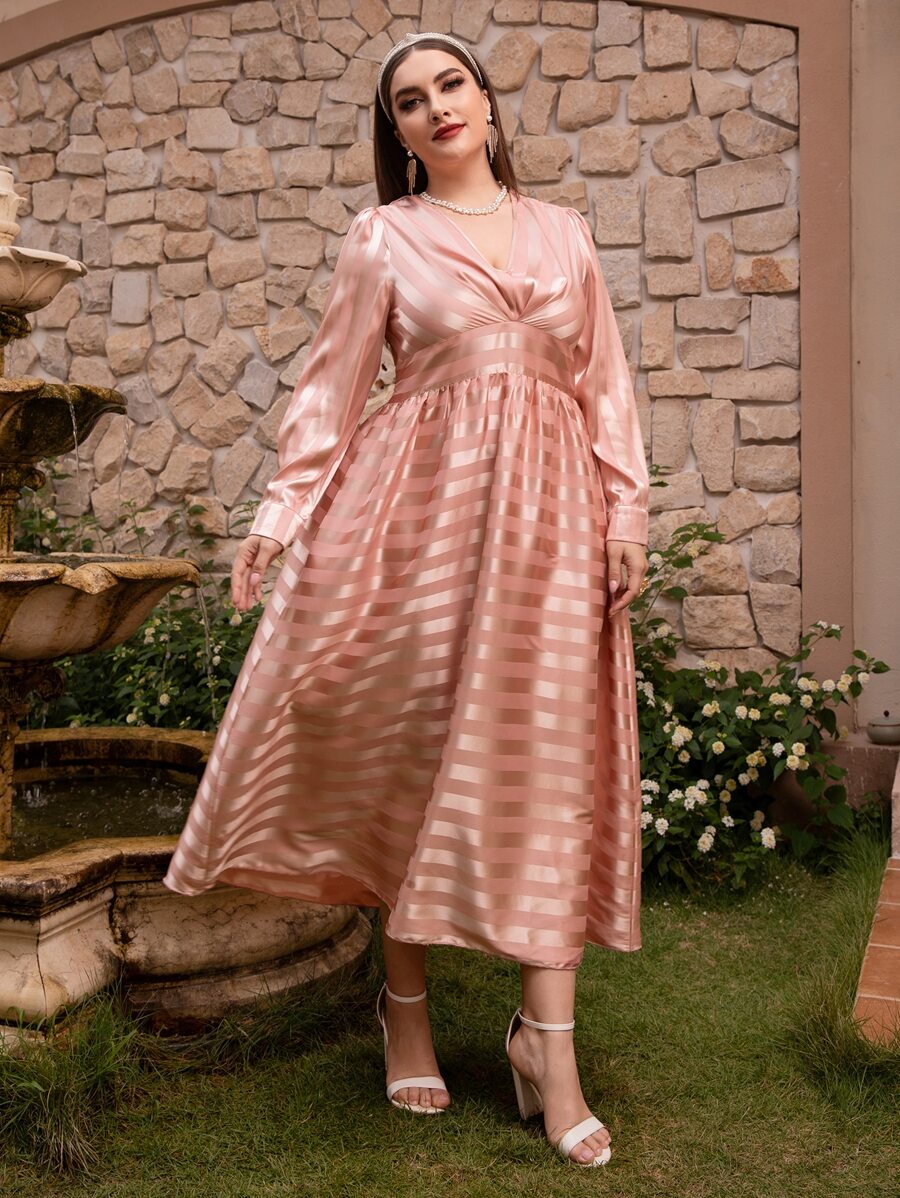 大碼提花褶邊泡泡袖緞面洋裝