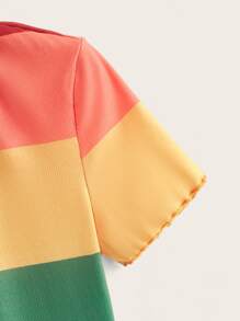 SHEIN 撞色前紐扣木耳邊T恤 - 彩色 - 查看 4
