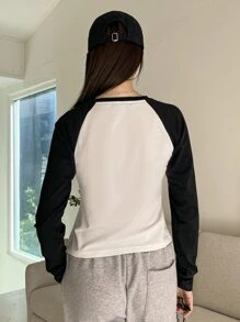 DAZY Camiseta Con Estampado De Letra Y Manga Raglán En Contraste - Blanco y Negro - Ver 2
