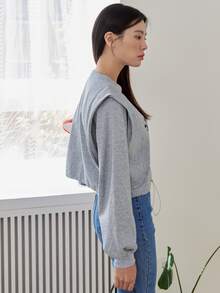 DAZY Sudadera corta con estampado de letra con cordón - Gris - Ver 5