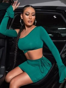 SHEIN SXY Asymmetrical Neck Flounce Sleeve Crop Top & Bodycon Skirt - Green - View 6