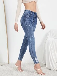 SHEIN Essnce 紐扣細節破洞緊身牛仔褲 - 中等水洗藍 - 查看 5