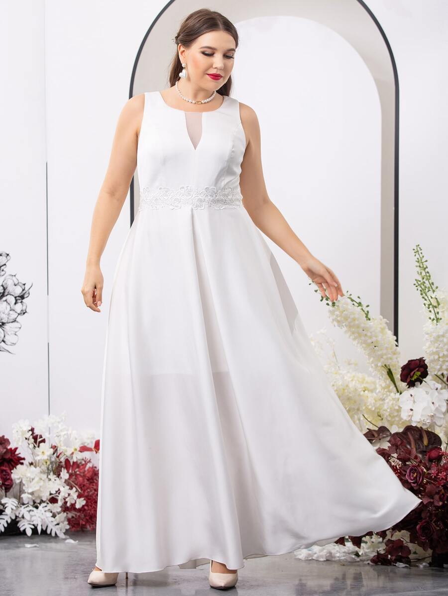 SHEIN Belle Plus Floral Embroidered Applique Mesh Detail Wedding Dress - White - View 1