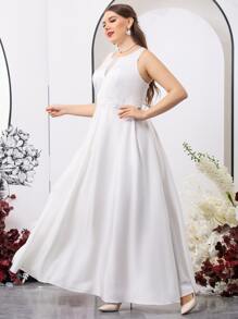 SHEIN Belle Plus Floral Embroidered Applique Mesh Detail Wedding Dress - White - View 4